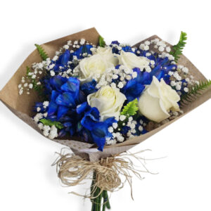 Astromelia azul e rosas