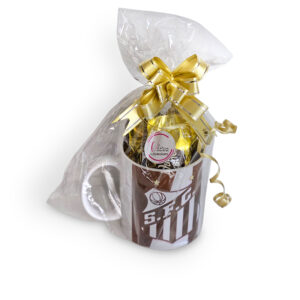 Caneca grande de porcelana do Santos com bombons