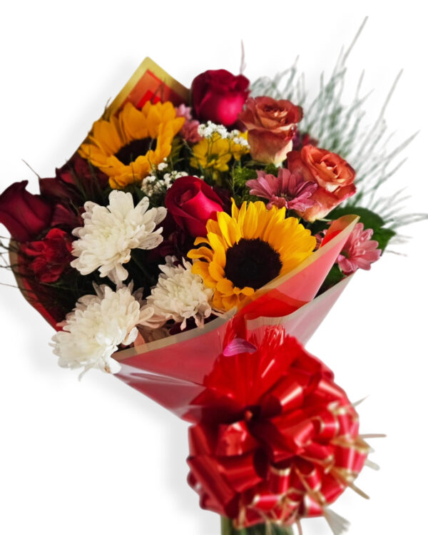 Rosas, girassóis, margaridas e astromélias